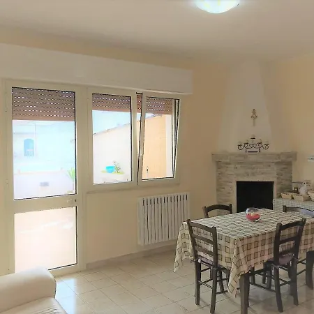 Πανσιόν Cici House